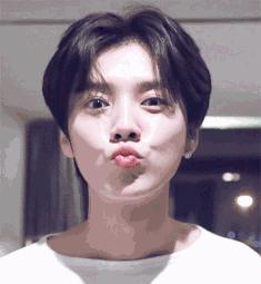 鹿晗鹿晗同款,luhan鹿晗最新视频