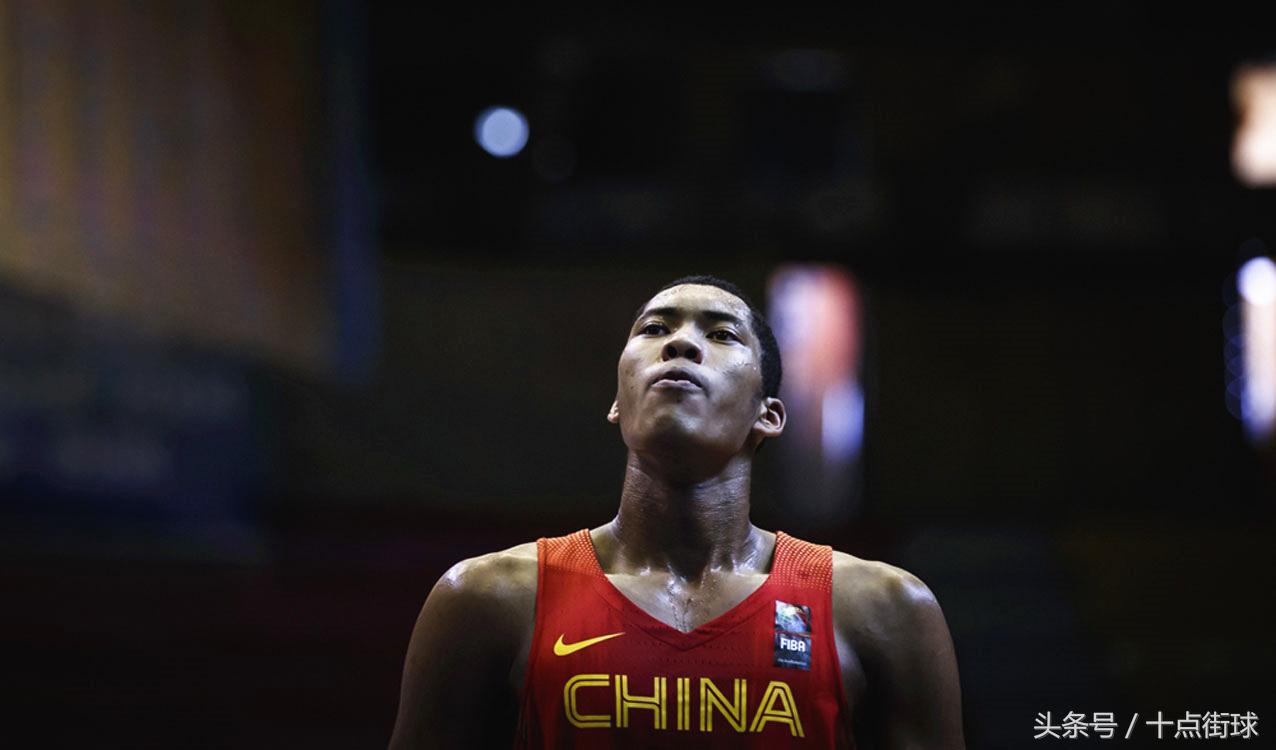 中国篮球即将诞生第二名黑人混血球员，曾获韦德盛赞：天赋太好，未来能进NBA！