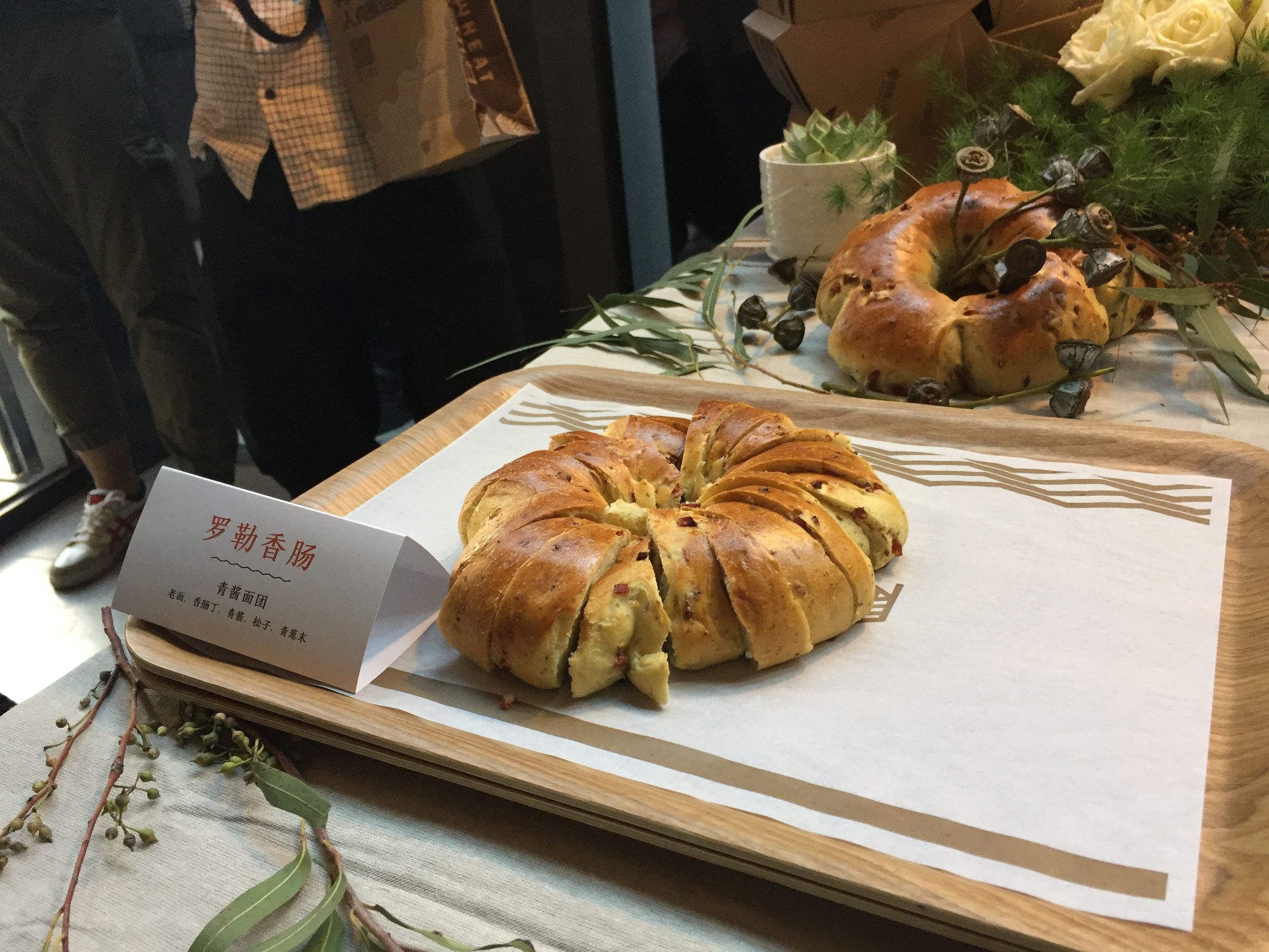 喏，这是一份你想要的20款原麦山丘面包大测评（内含6个彩蛋菜单）