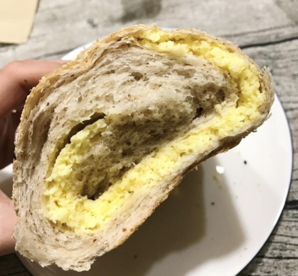 喏，这是一份你想要的20款原麦山丘面包大测评（内含6个彩蛋菜单）