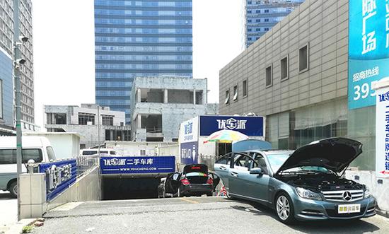 商场温度过高不开空调怎么处理,商场空调温度不低于26度