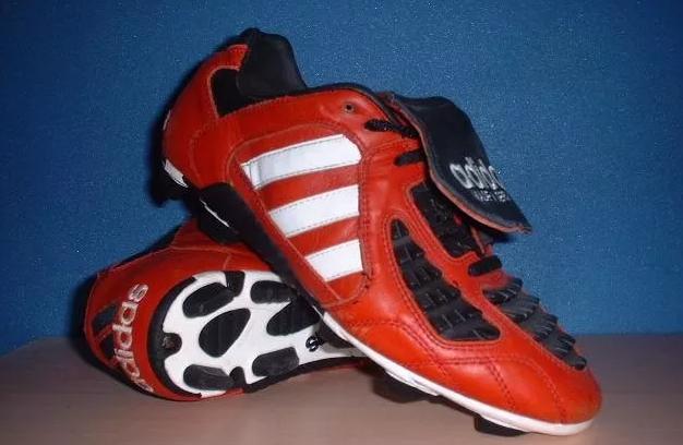 阿迪达斯致敬,阿迪达斯纪念鞋