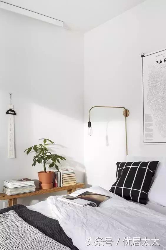 你的床屏该变变样子了，不要只会挂婚纱照了