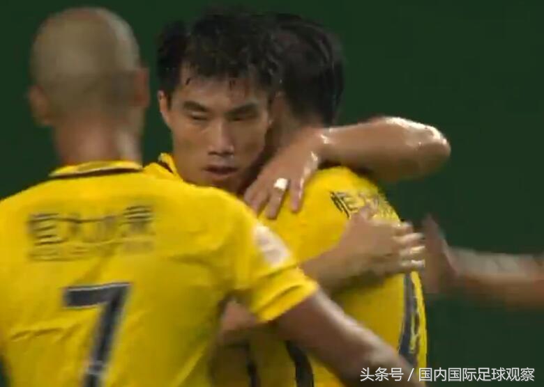 广东解说：广州恒大后防组合陌生+防守差！面对扎哈维抵挡不住！