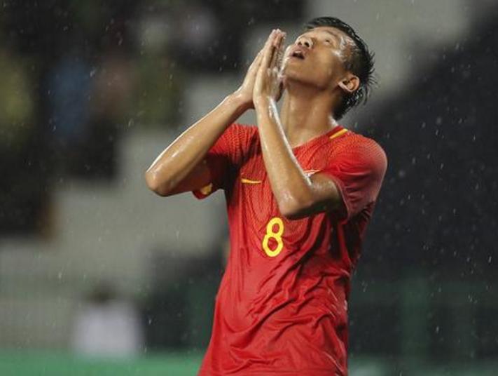 国足战胜韩国队里皮反应,国足输给越南里皮有什么反应