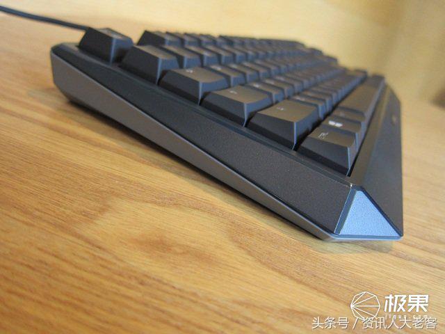 这就是“最正宗”的青轴了——CHERRYMXBOARD1.0TKL引发的思考