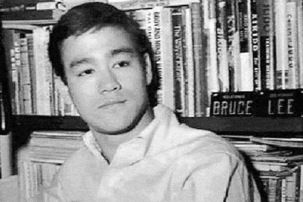 李小龙死50周年电影,李小龙死49周年纪念视频