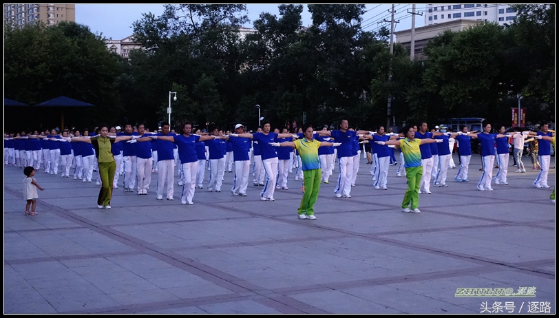 僵尸舞教程佳木斯健身操第二套,佳木斯僵尸舞快乐舞步健身操