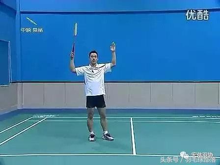 羽毛球高远球图解大全图文,如何接好羽毛球发球的高远球