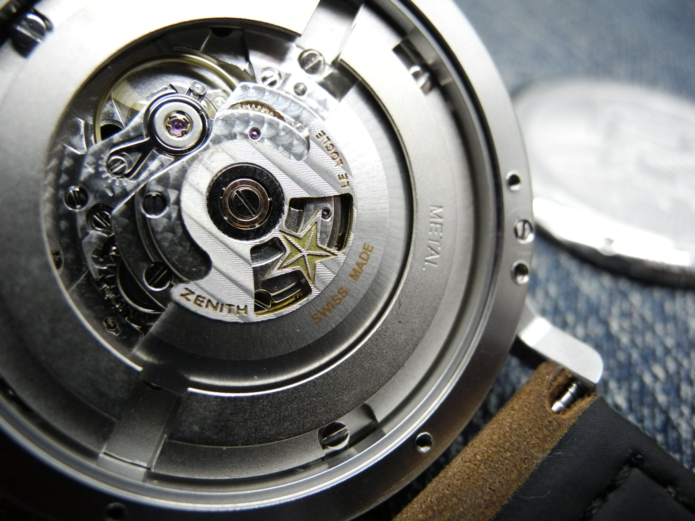 真力时飞行员手表适合哪种体型 (真力时飞行员手表保养一次多少钱)