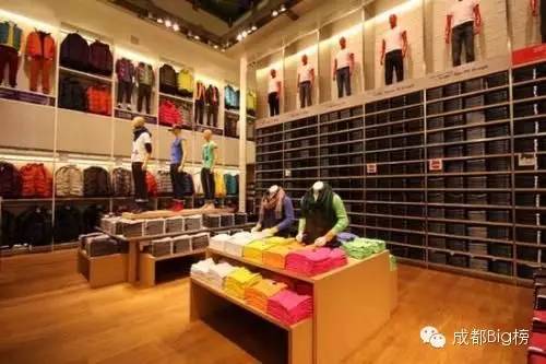 这店里的东西实用便宜也好看，但总觉得哪里不对