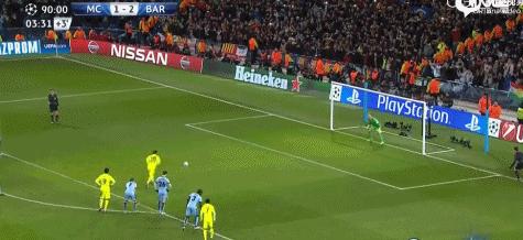 为什么巴洛特利罚点球特别厉害,梅西进球巴洛特利愣神