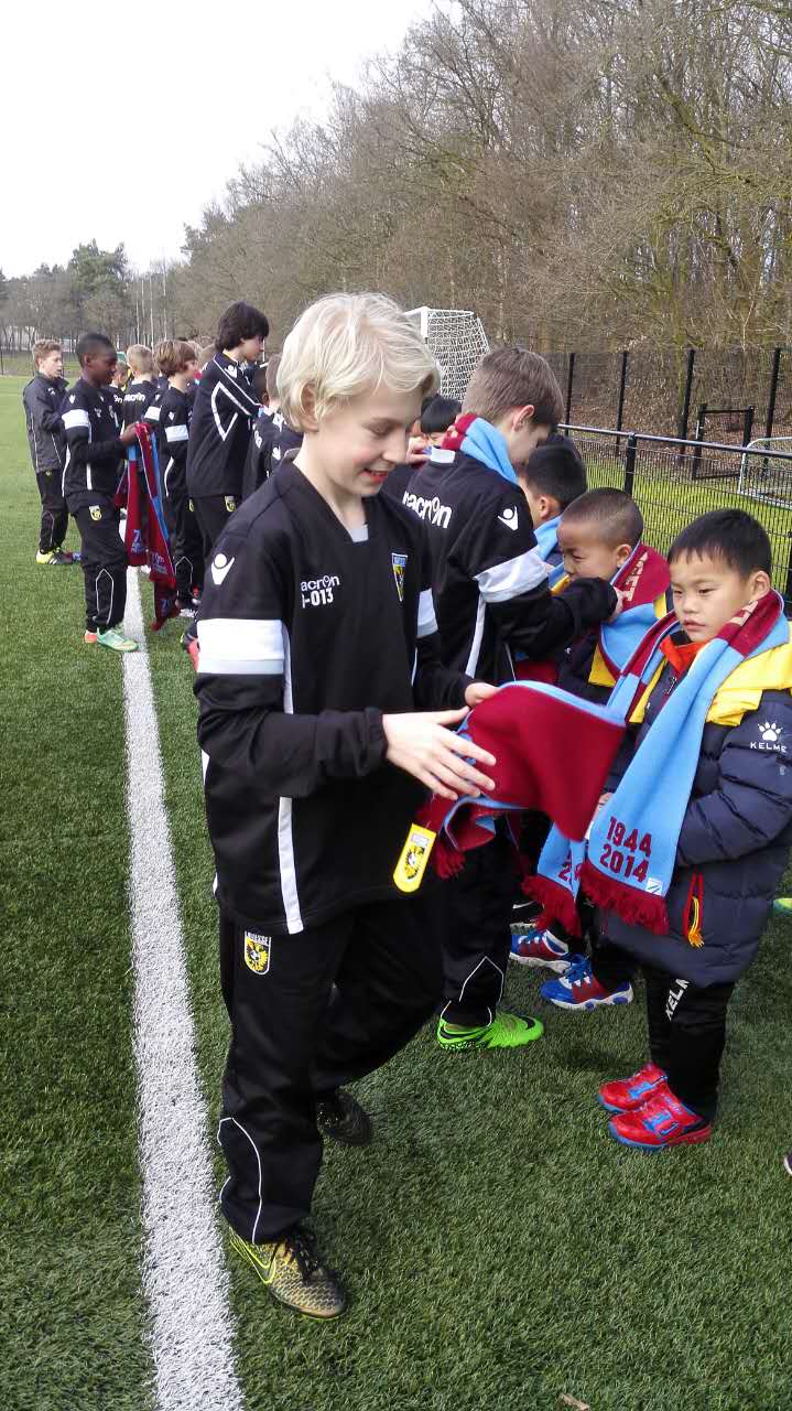 鍥介檯闈掑皯骞磋冻鐞冮個璇疯禌鍦嗘弧钀藉箷,闈掑皯骞磋冻鐞冮敠鏍囪禌鍦嗘弧钀藉箷