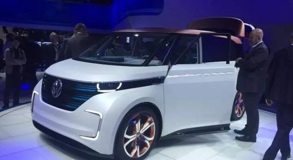 “全欧了”：科技真是了不起！以后生孩子连男人都不需要了？