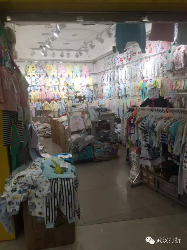 在武汉有个神秘的大楼，可以用淘宝的价格买到专柜的货！多图实拍