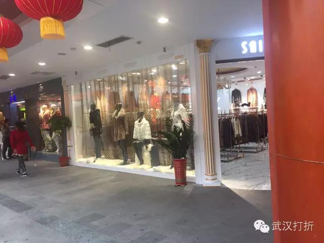 在武汉有个神秘的大楼，可以用淘宝的价格买到专柜的货！多图实拍