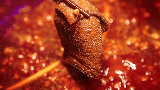 夜店里吃火锅？帮重的鸭肠烫8秒就能飙到180！