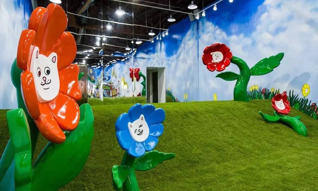 中指猫和supreme联名的卫衣,supreme和中指猫联名