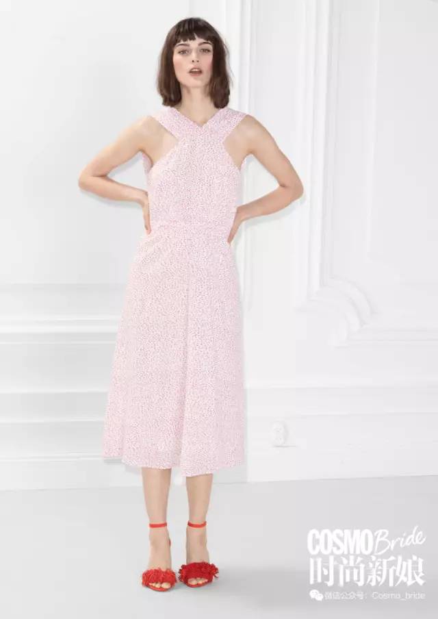 别不好意思美过新娘丨这些在婚礼赚尽眼球的裙子居然只花你两顿饭的钱？