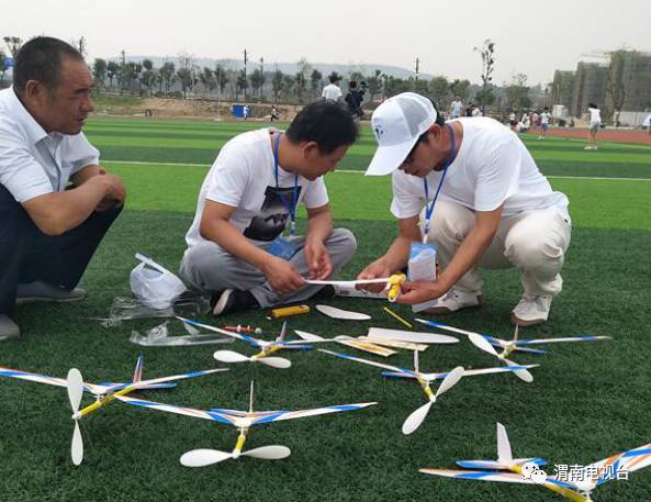 富平县车站大街交通事故,今日富平头条车祸