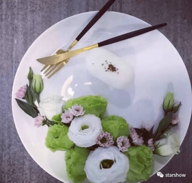 探店｜还以为这家网红店消失了，再遇到要试遍他们家的菜单