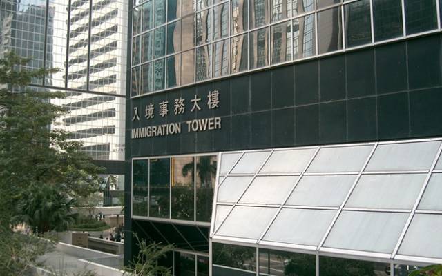 在澳门通行证丢了怎么补办,在香港港澳通行证丢了怎么补办