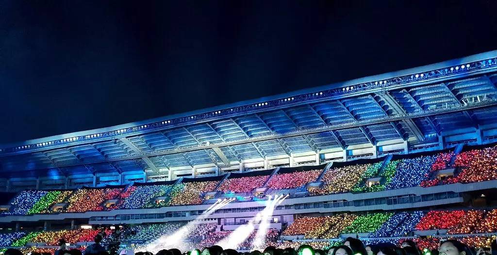 exo演唱会回顾一路走来,exo十一周年演唱会自我介绍