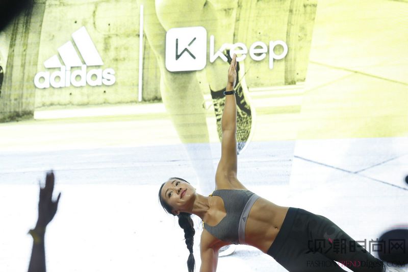 来创一夏阿迪达斯“都市能量三项”（POWERTRI）再掀沪上创意训练狂潮