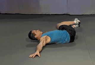 跑步机如何避免伤膝盖,跑步机爬坡走伤膝盖吗