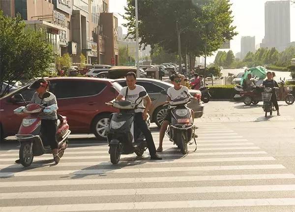 焦作不文明交通,不文明交通行为曝光直播