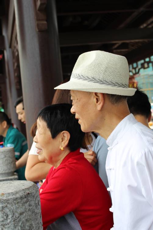 盘点国内龙舟比赛震撼场面一瞬间,中德龙舟赛