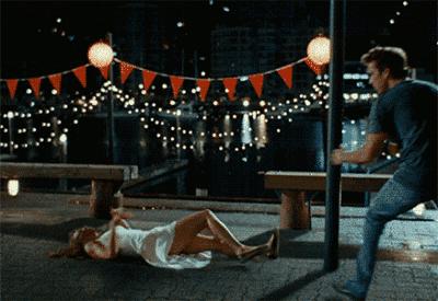 你拼命赚来的钱却让别人拿去消费,你拼命赠钱是为了什么