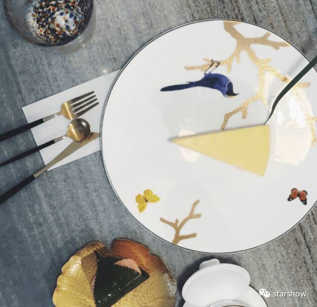 探店｜还以为这家网红店消失了，再遇到要试遍他们家的菜单