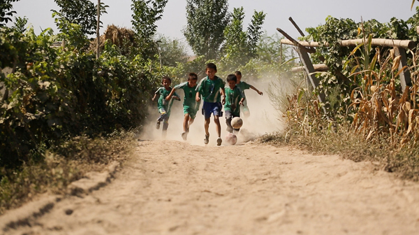 纪录片中国最遥远的足球,中国乡村足球故事