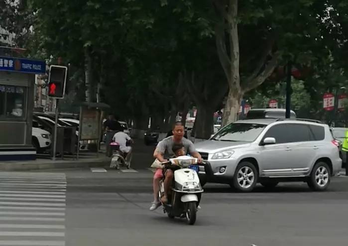 焦作不文明交通,不文明交通行为曝光直播