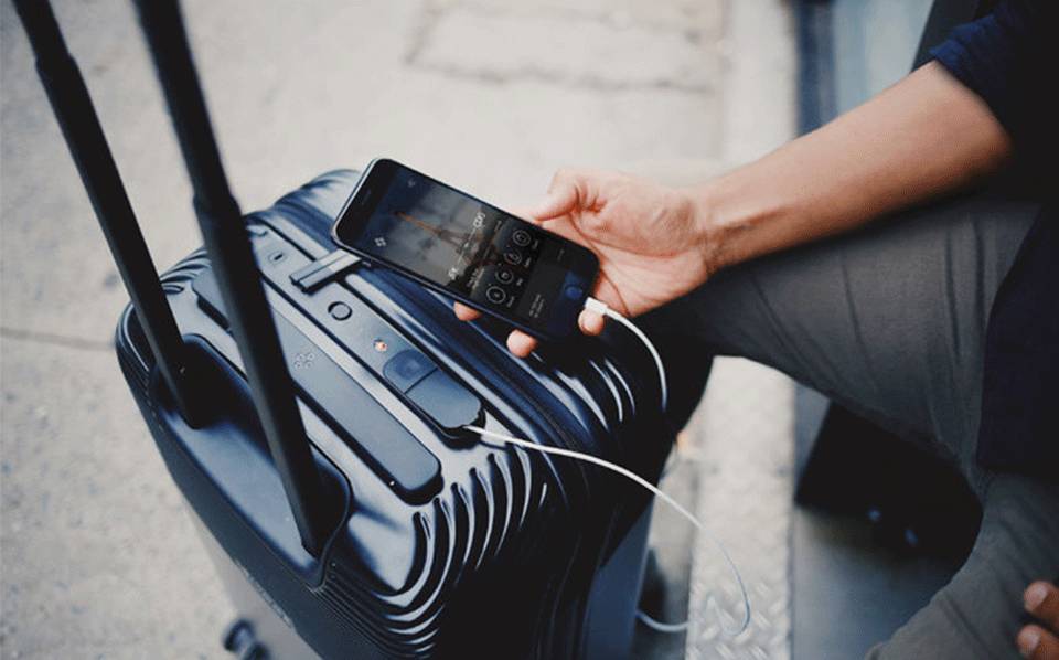 东西多不多，行李箱说了算