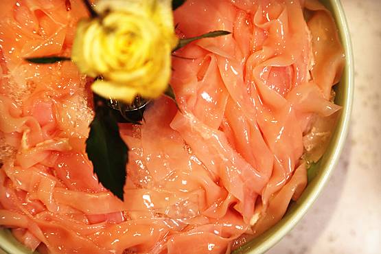 夜店里吃火锅？帮重的鸭肠烫8秒就能飙到180！