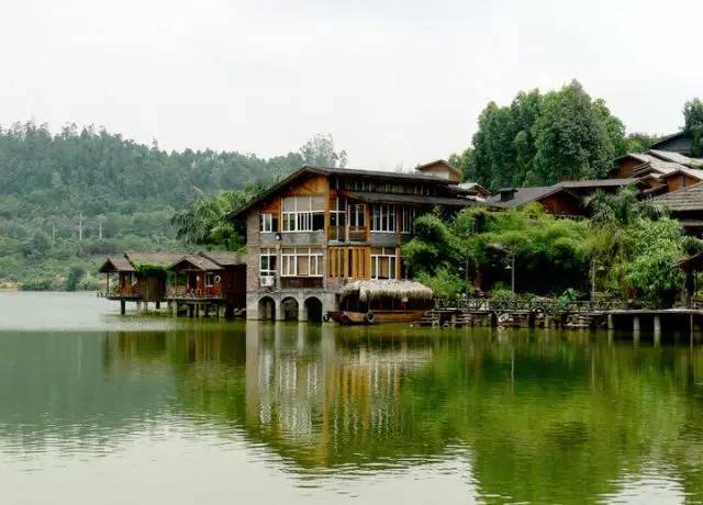 深圳周末去哪里比较凉快 (深圳阴雨游玩)