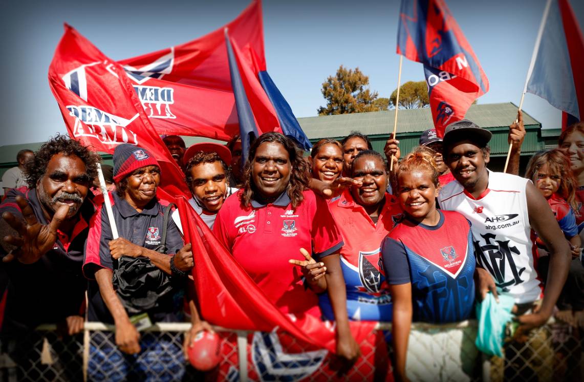 红色狂想曲完整版,红色狂想曲全集解说完整版