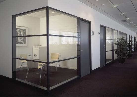 房间隔断用什么玻璃采光好,多道玻璃隔断采光