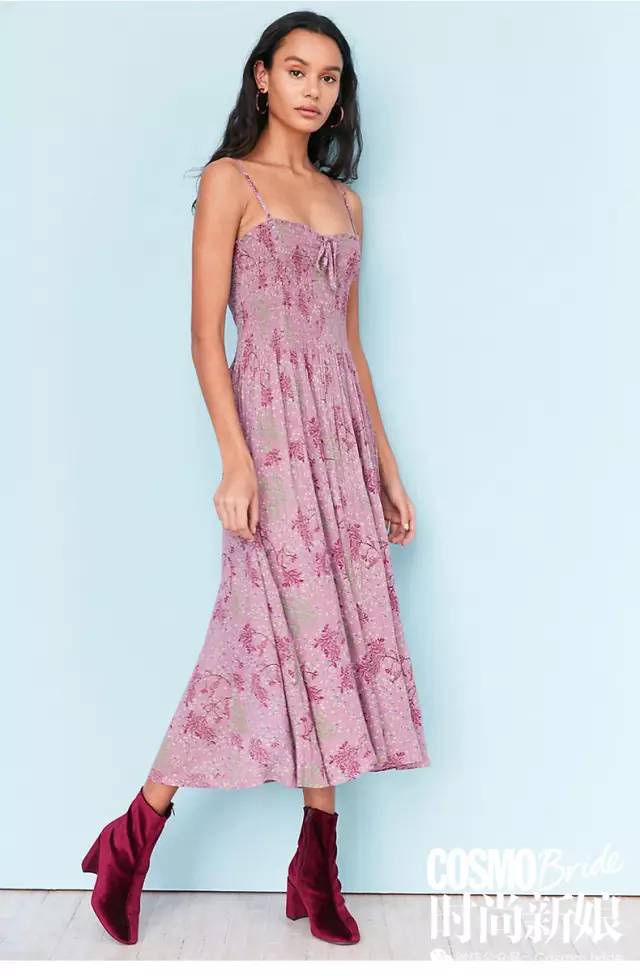 别不好意思美过新娘丨这些在婚礼赚尽眼球的裙子居然只花你两顿饭的钱？