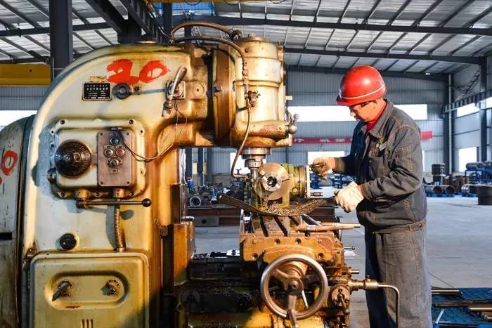 黔南州委十二届八次会议,黔南州委十三届四次会议精神