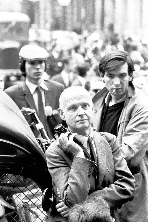 布列松摄影作品赏析,布列松经典摄影作品中国