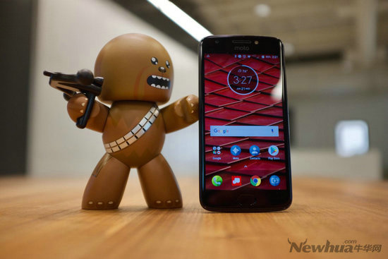 鎽╂墭缃楁媺motoz4璇勬祴,鎽╂墭缃楁媺motoe40