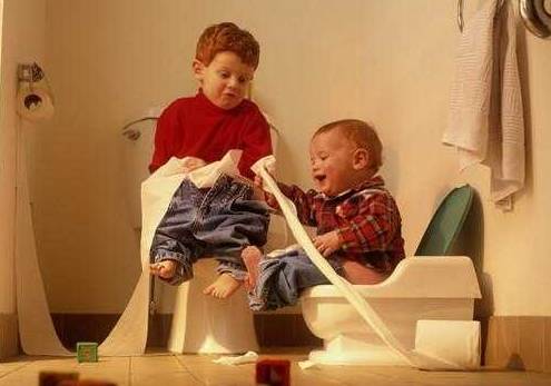 锻炼宝宝脱掉纸尿裤好方法,如何戒掉纸尿裤自主如厕