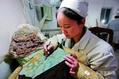 津北有奇观，10亿年地层上的“万卷史书”