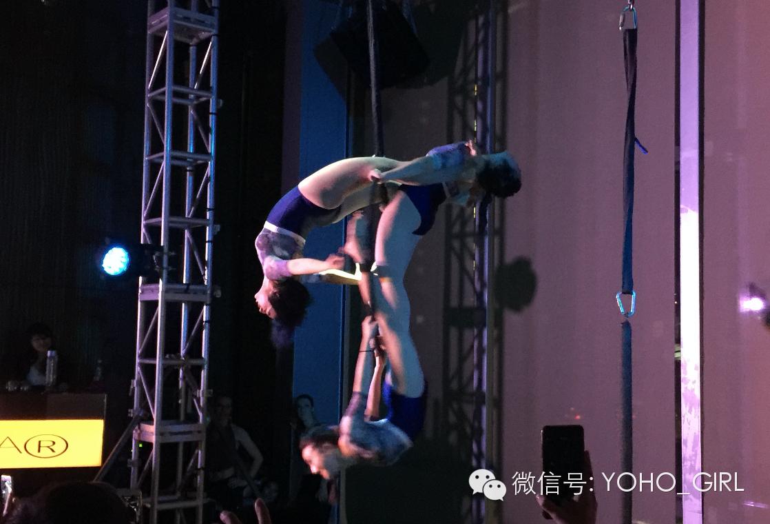 不让Jolin独占半空的倒吊美！|空中呼拉圈