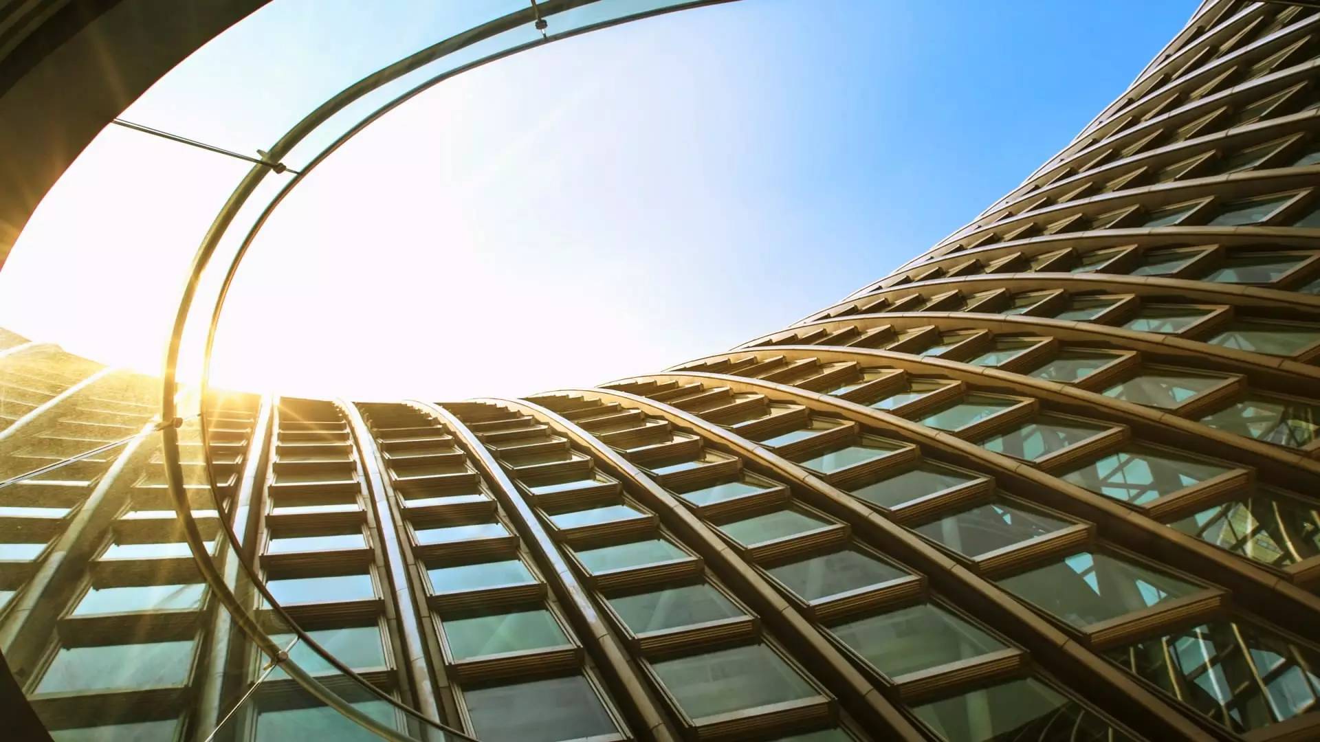 丹凤朝阳：专访凤凰卫视控股有限公司董事局主席刘长乐