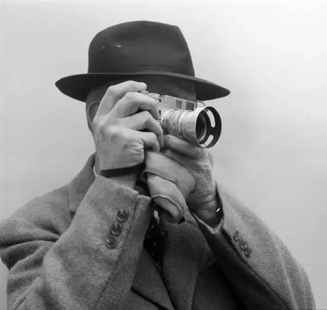 布列松摄影作品赏析,布列松经典摄影作品中国