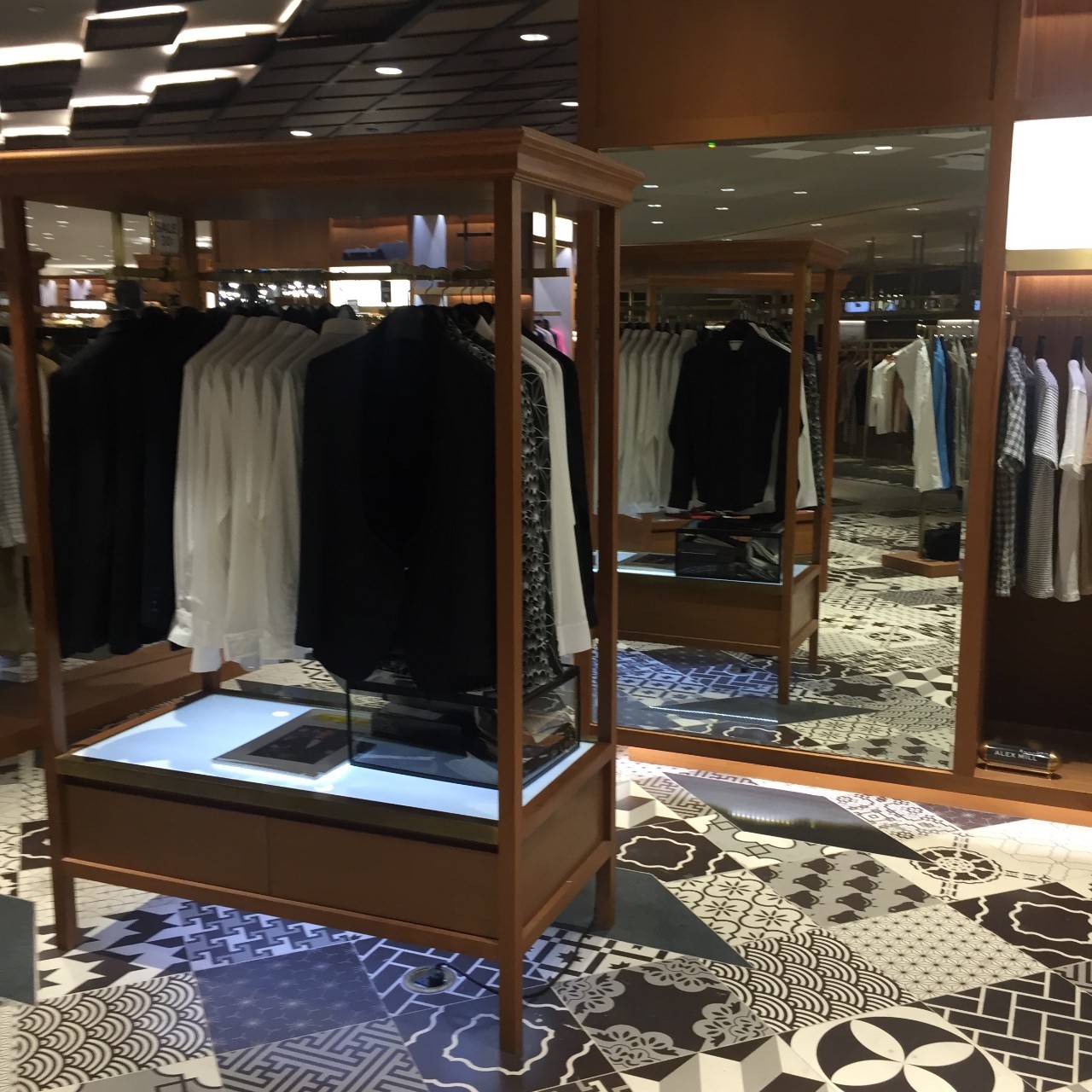 泰国曼谷商业设计,泰国设计师品牌一条街